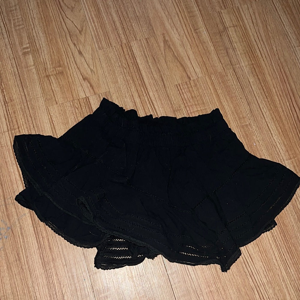 Aerie black skirt with built in shorts